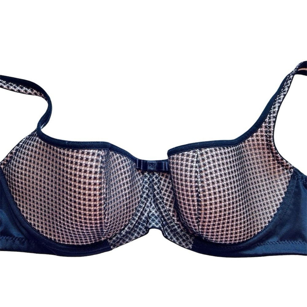 Rosme 40A Black & Nude Bra Darted Cups Flattering Fit Sexy Lingerie